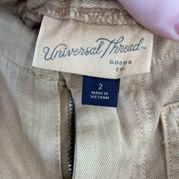 NWT Universal Thread High Rise Cropped Wide Leg Cargo Pants Beige Tan Size 2‎ - Picture 8 of 12